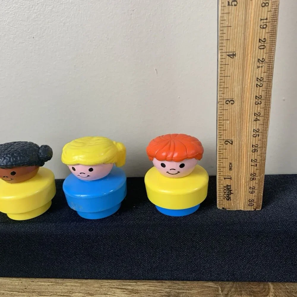 Vintage Fisher Price Little People Farm Tractor, Cars + Chunky Figures 1990